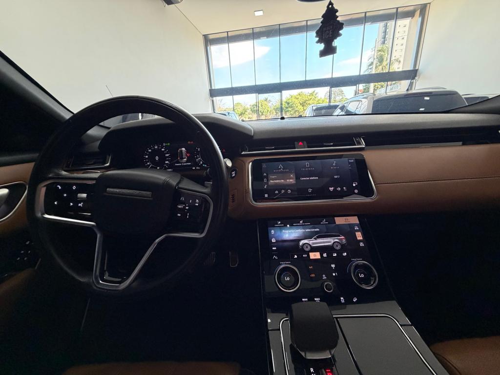 LAND ROVER Range Rover Velar - Foto