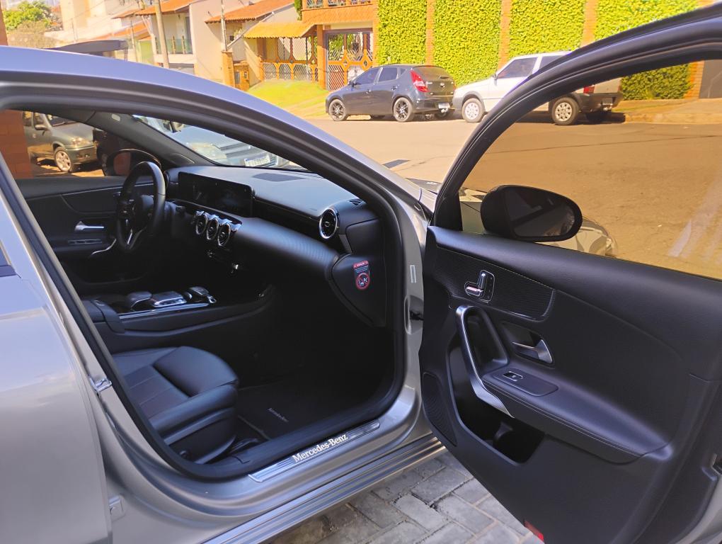 MERCEDES-BENZ A 250 - Foto