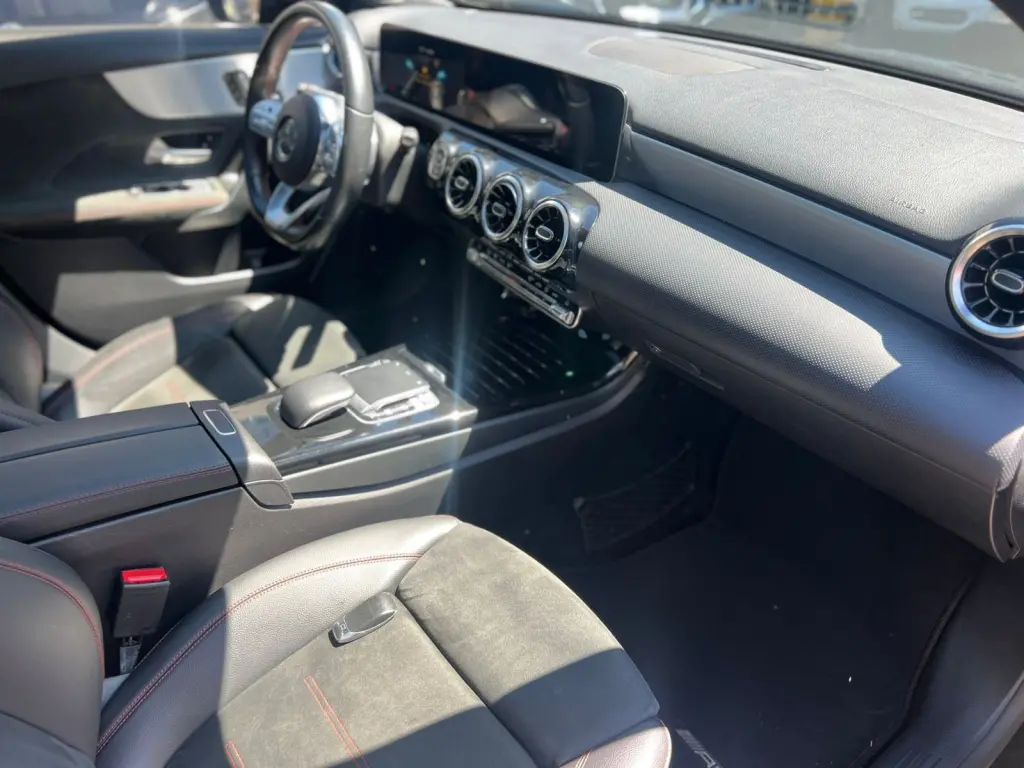 MERCEDES-BENZ A 250 - Foto