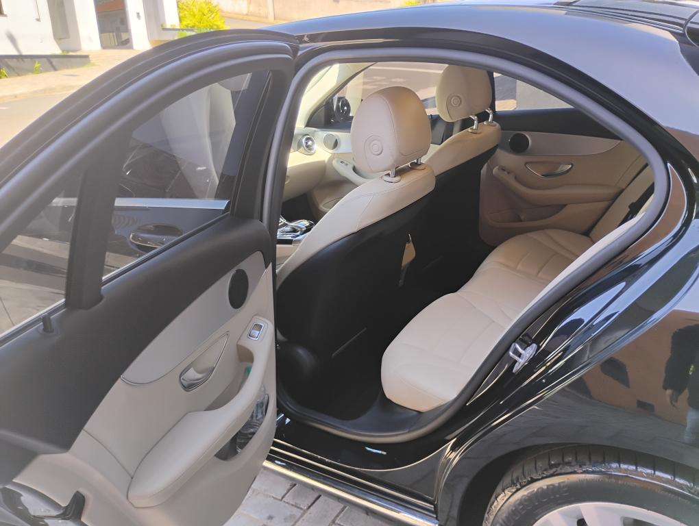 MERCEDES-BENZ C 180 - Foto