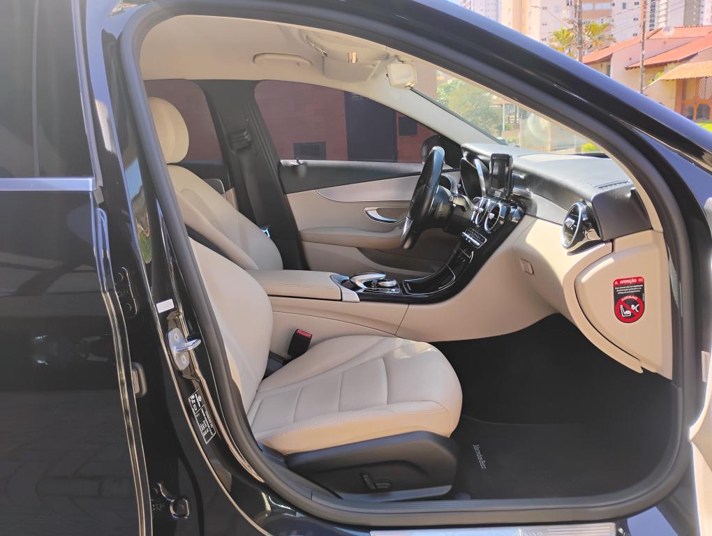 MERCEDES-BENZ C 180 - Foto