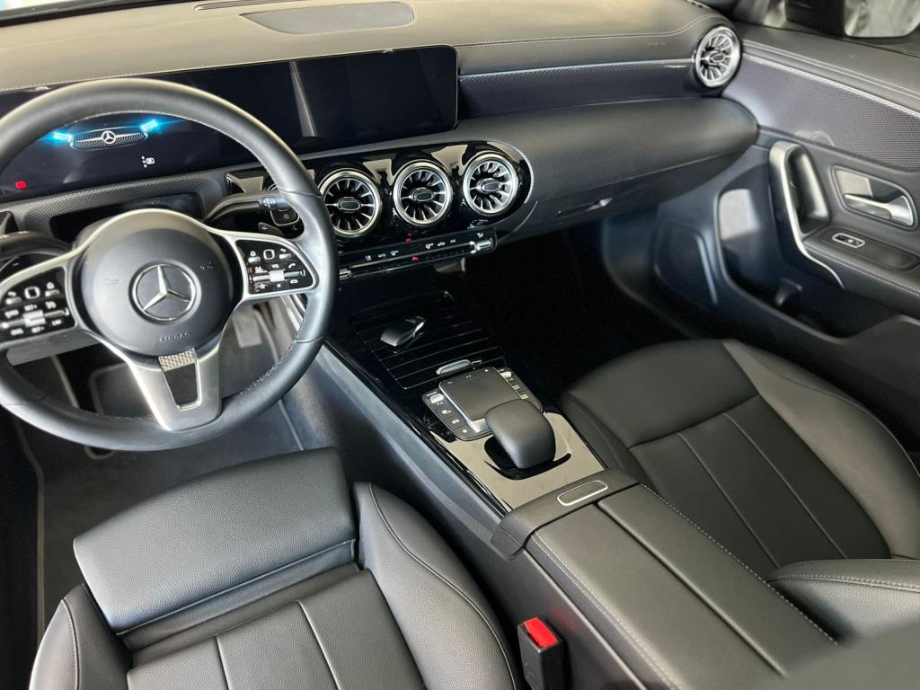 MERCEDES-BENZ CLA 250 - Foto