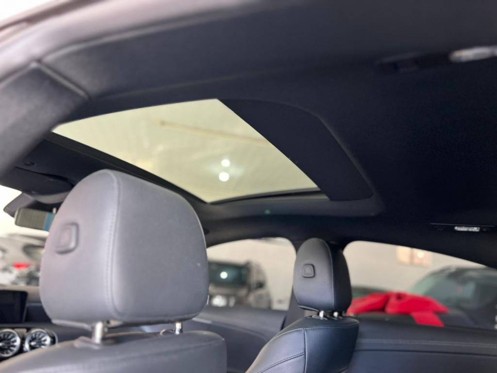 MERCEDES-BENZ CLA 250 - Foto