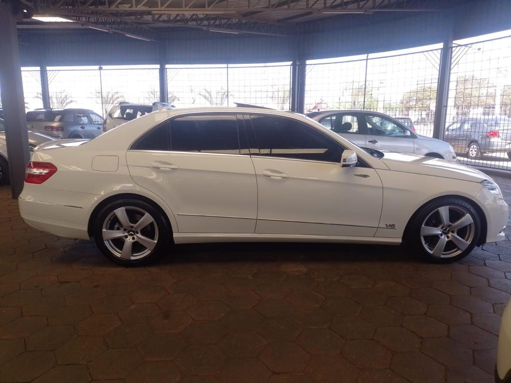 MERCEDES-BENZ E 350 - Foto