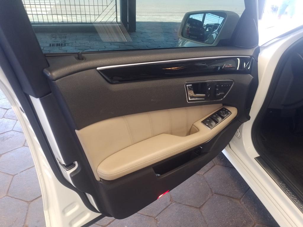 MERCEDES-BENZ E 350 - Foto