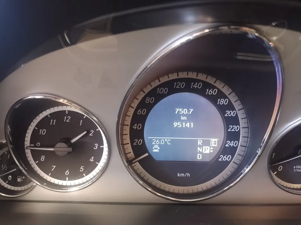 MERCEDES-BENZ E 350 - Foto