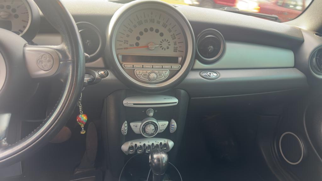 MINI Cooper Cabriolet - Foto