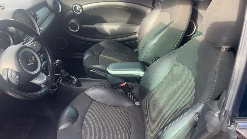 MINI Cooper Cabriolet - Foto