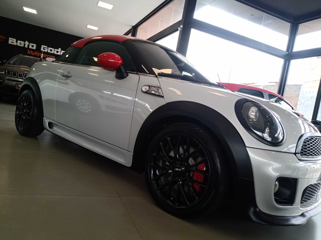 MINI John Cooper Works - Foto
