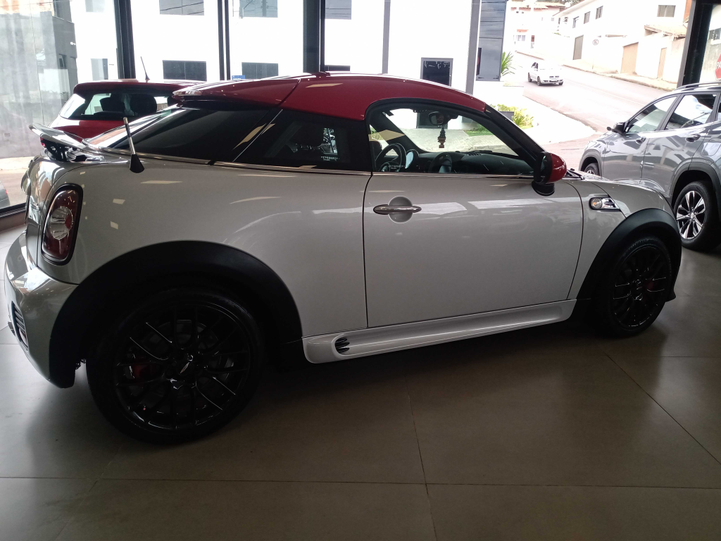 MINI John Cooper Works - Foto