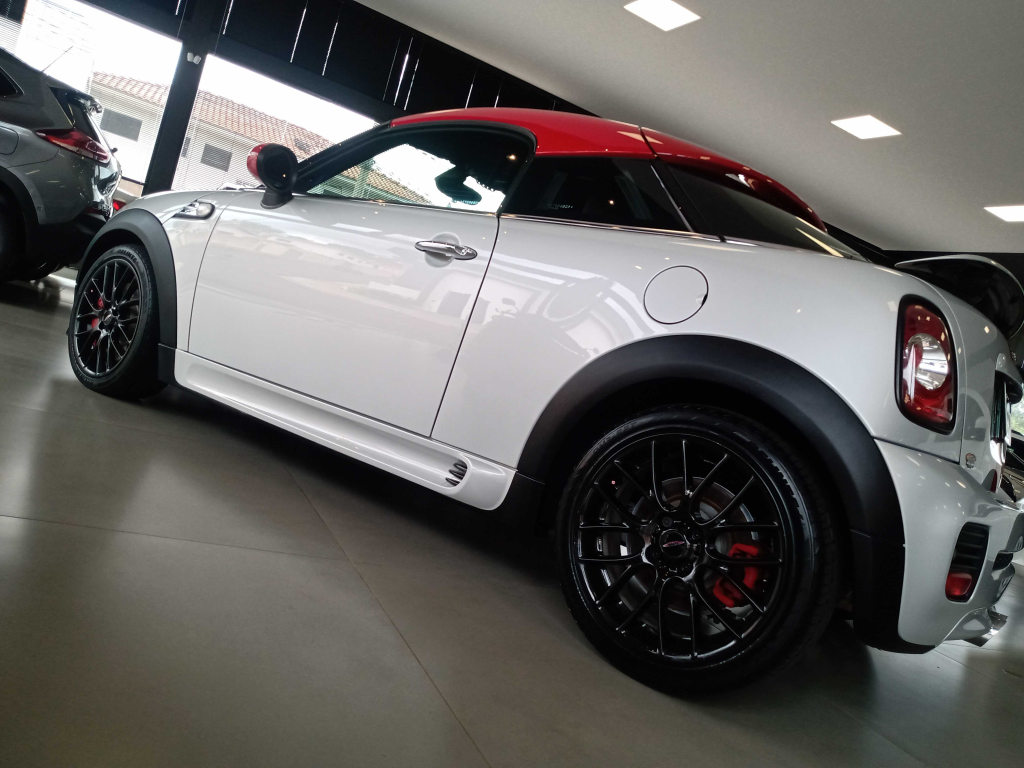 MINI John Cooper Works - Foto