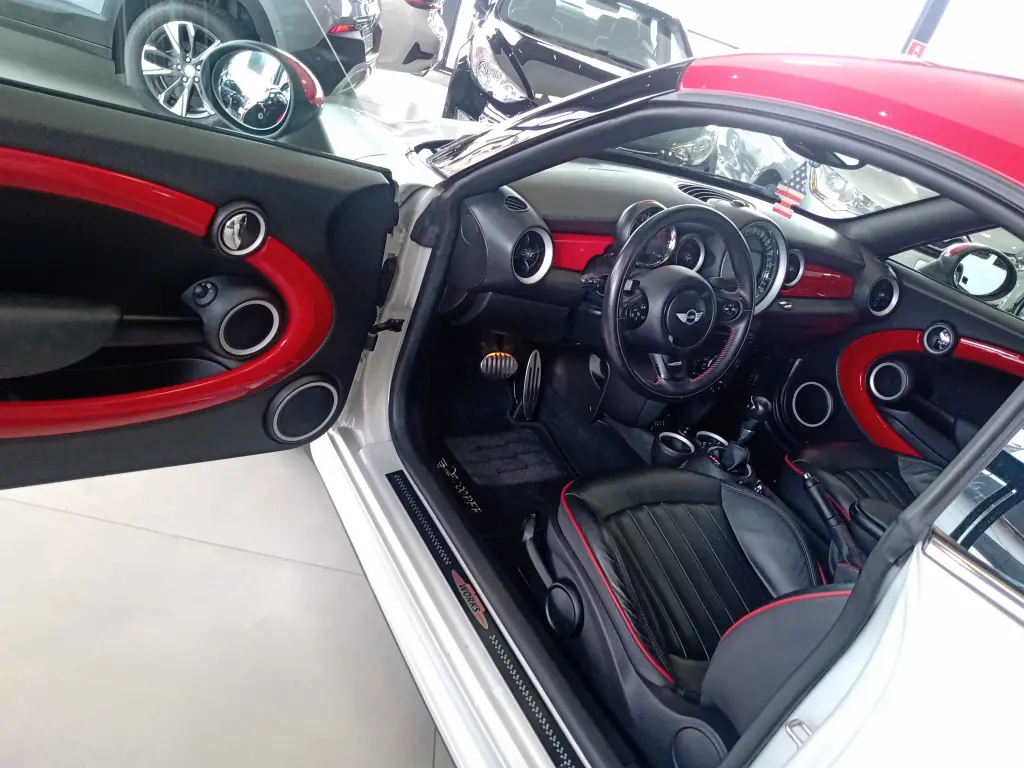 MINI John Cooper Works - Foto