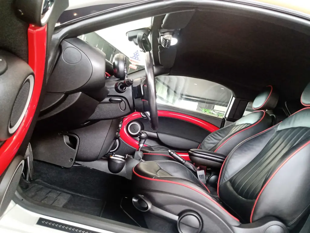 MINI John Cooper Works - Foto