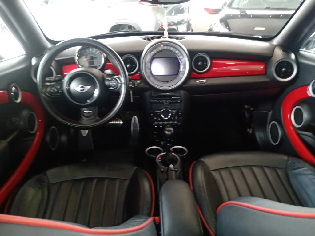 MINI John Cooper Works - Foto