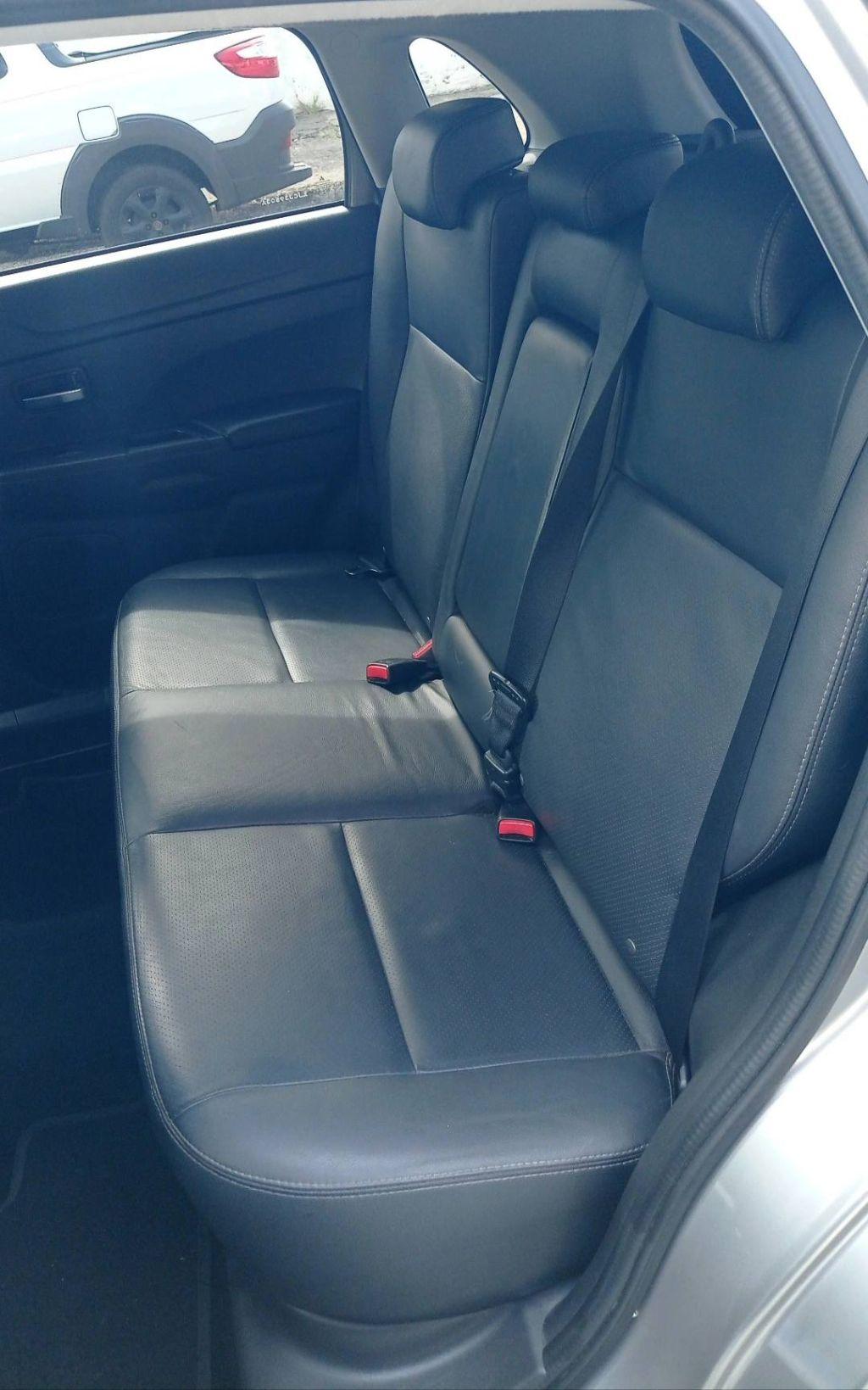 MITSUBISHI ASX - Foto