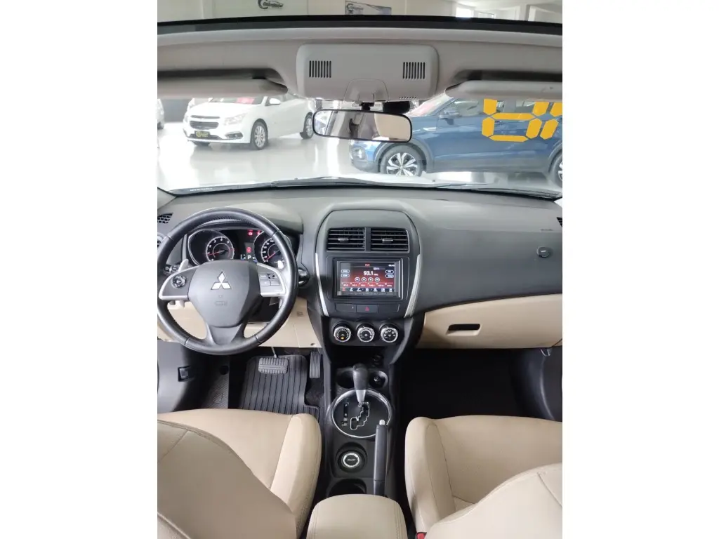 MITSUBISHI ASX - Foto