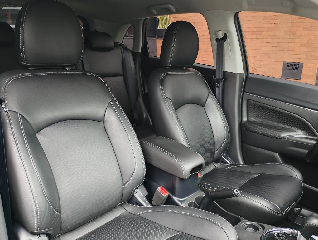 MITSUBISHI ASX - Foto