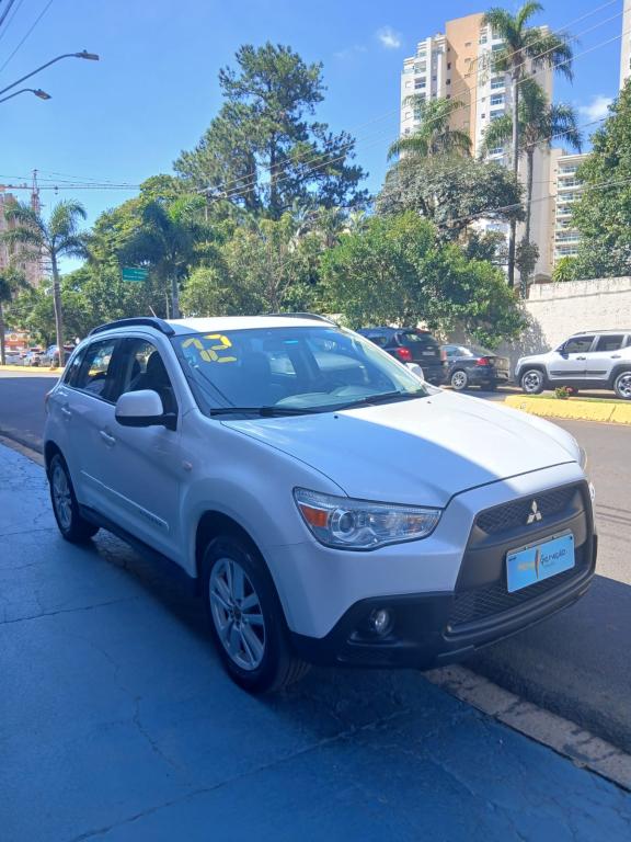MITSUBISHI ASX - Foto
