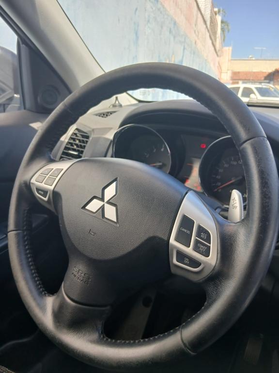 MITSUBISHI ASX - Foto