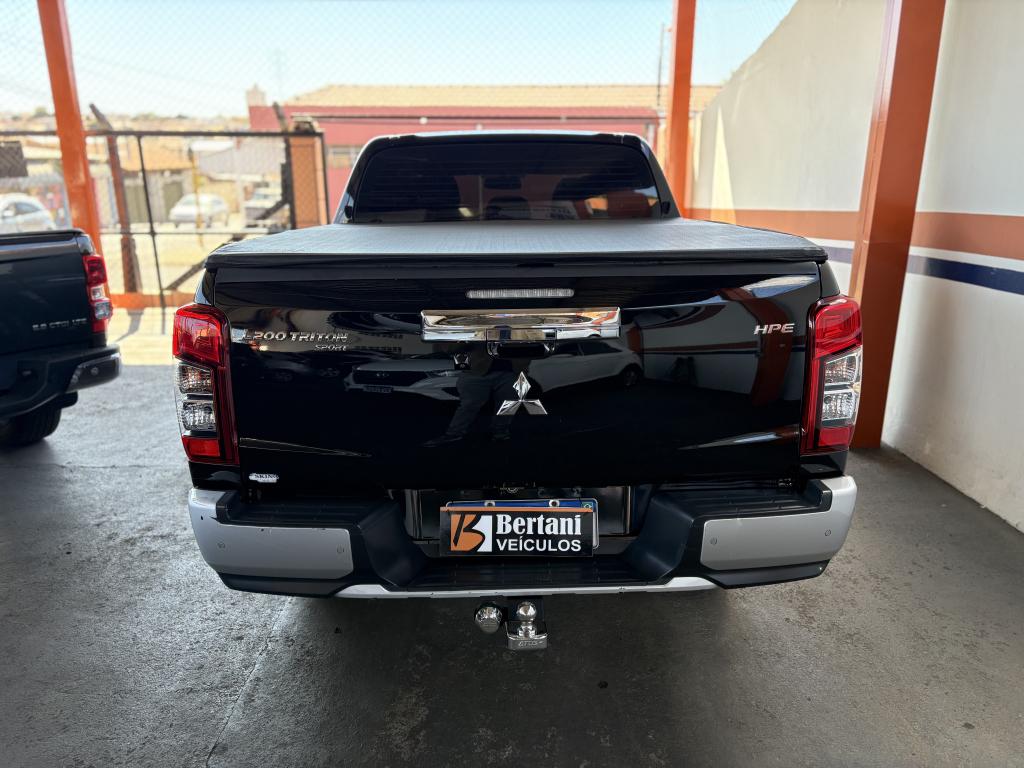 MITSUBISHI L 200 - Foto