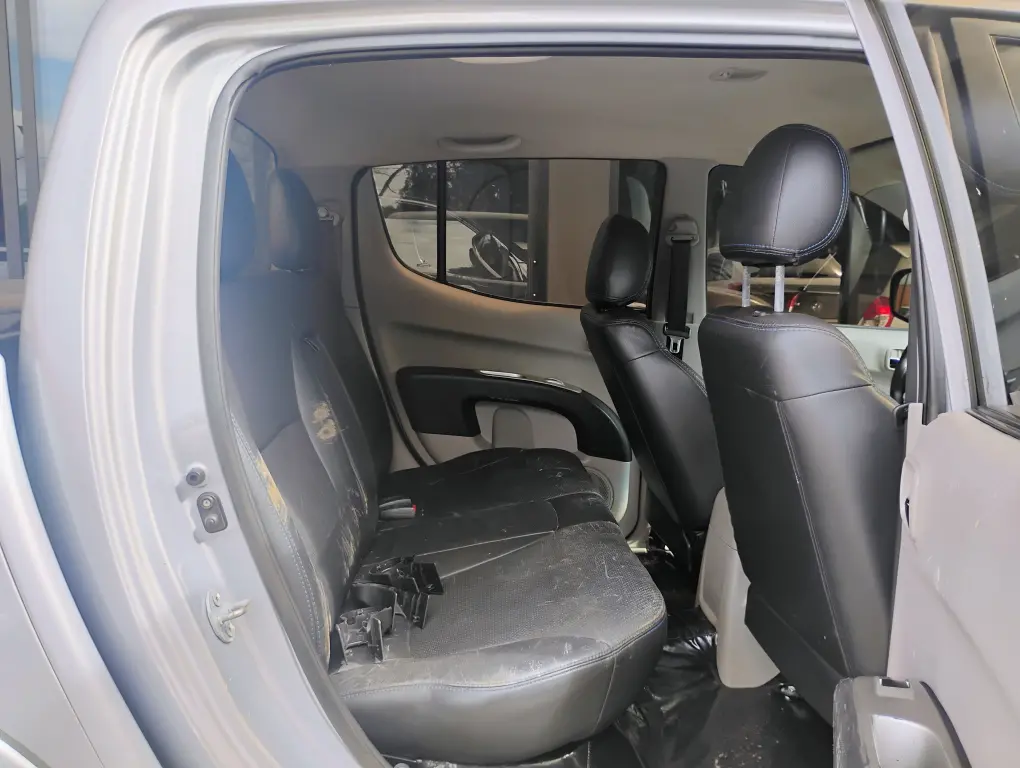 MITSUBISHI L 200 Triton - Foto