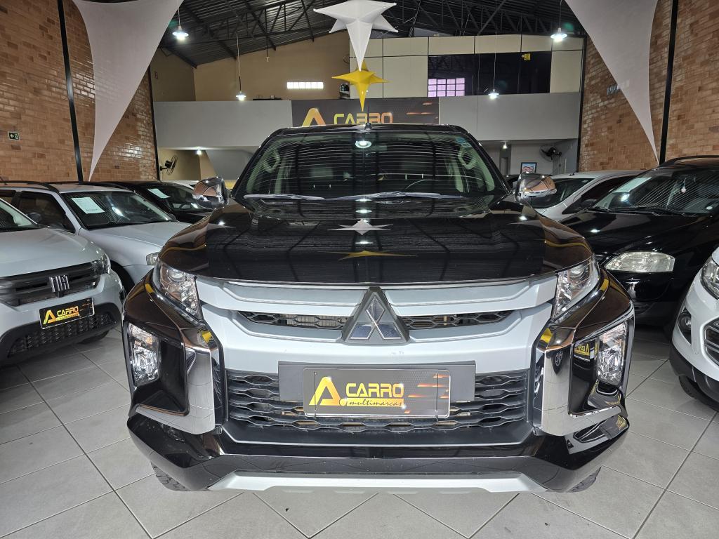 MITSUBISHI L 200 Triton - Foto