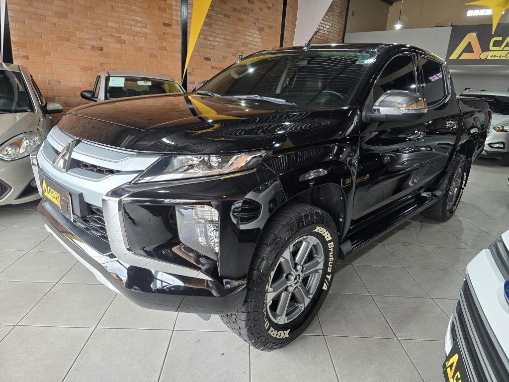 MITSUBISHI L 200 Triton - Foto