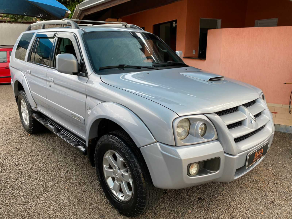 MITSUBISHI Pajero Sport