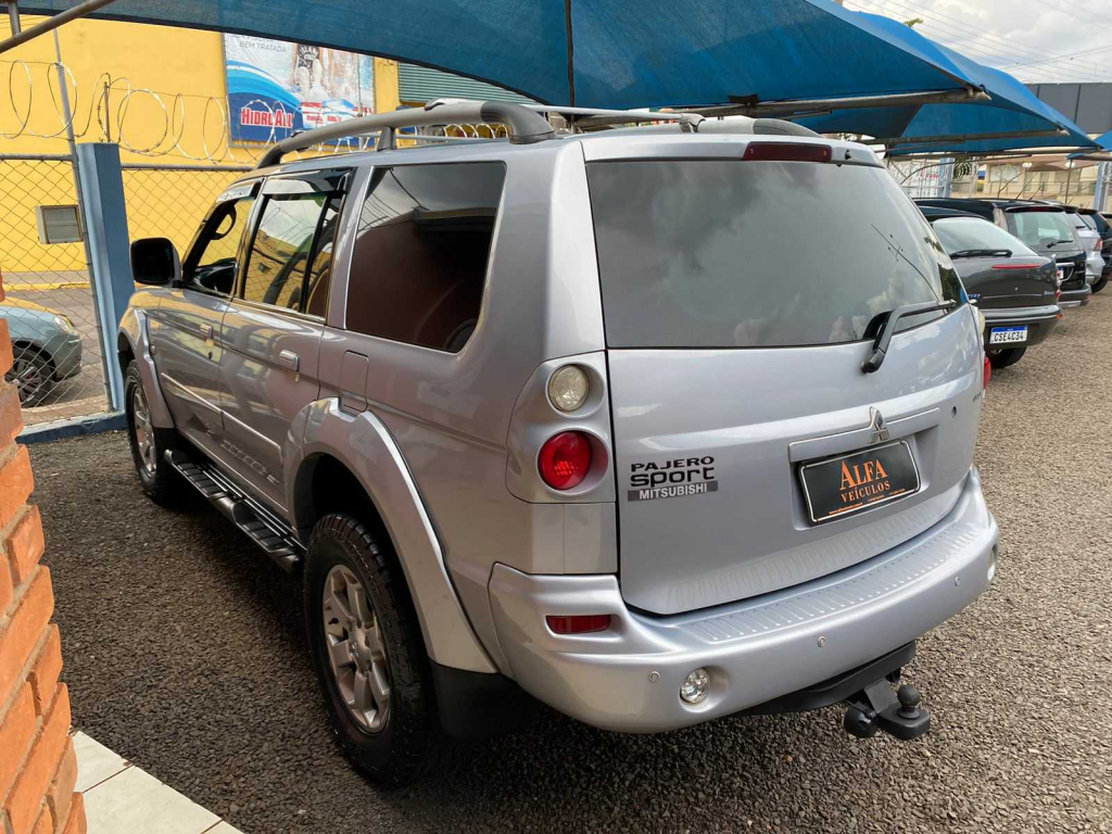 MITSUBISHI Pajero Sport - Foto