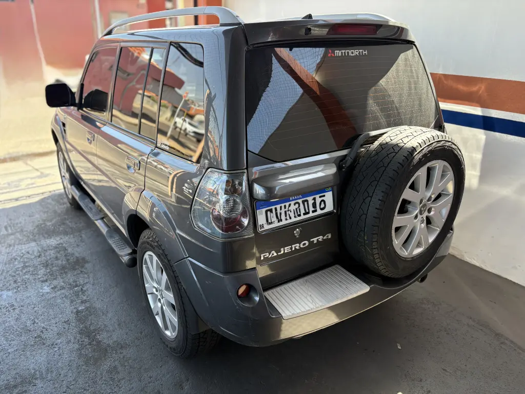 MITSUBISHI Pajero TR4 - Foto