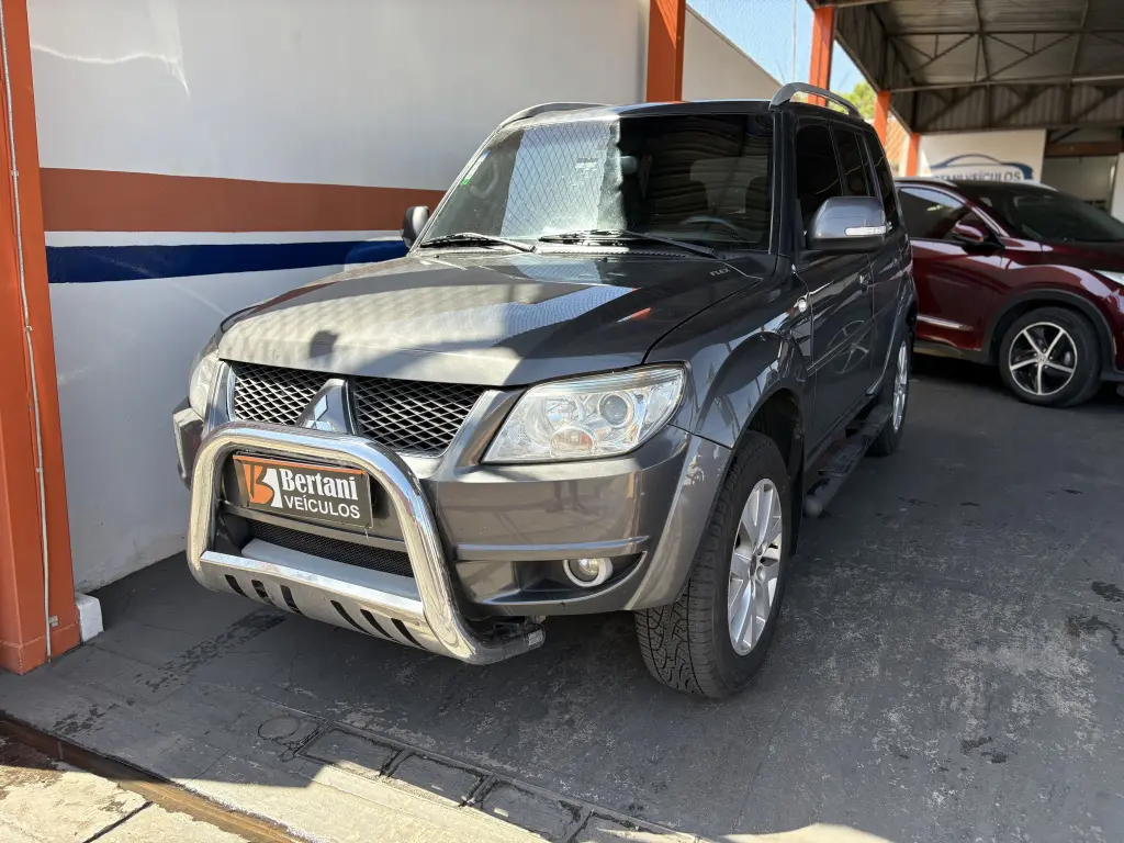 MITSUBISHI Pajero TR4 - Foto