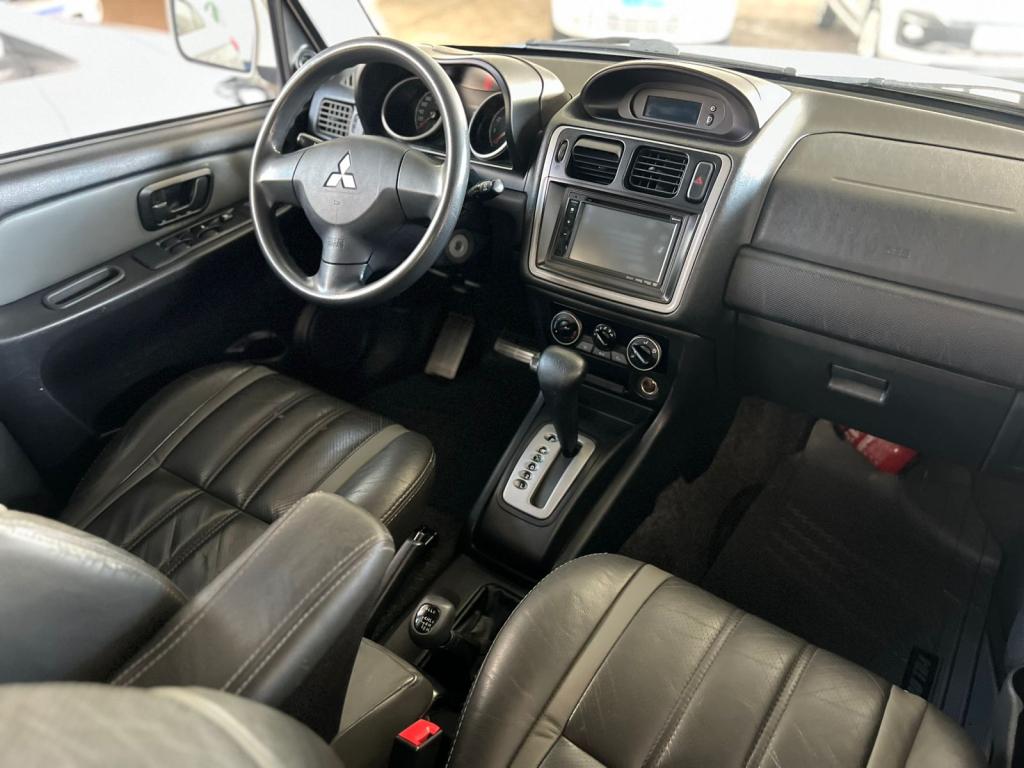 MITSUBISHI Pajero TR4 - Foto