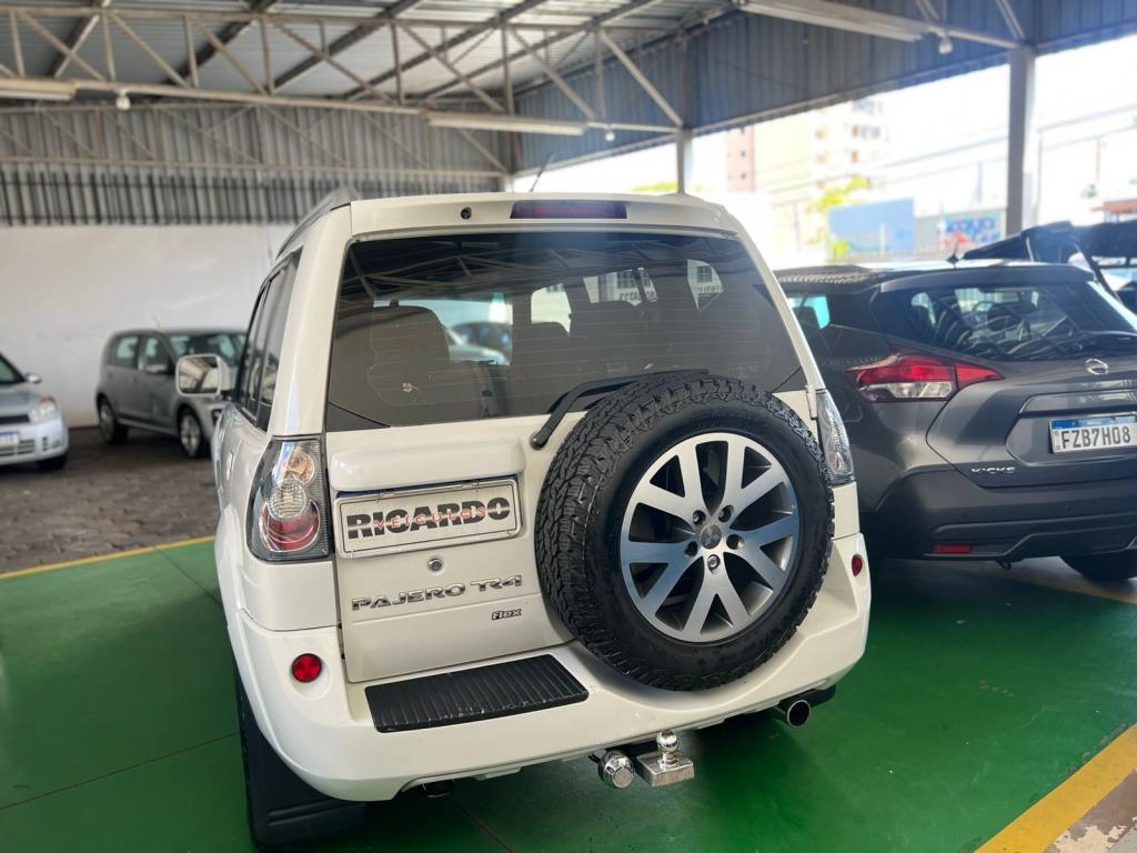 MITSUBISHI Pajero TR4 - Foto