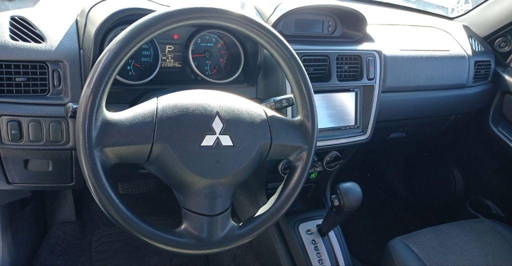 MITSUBISHI Pajero TR4 - Foto