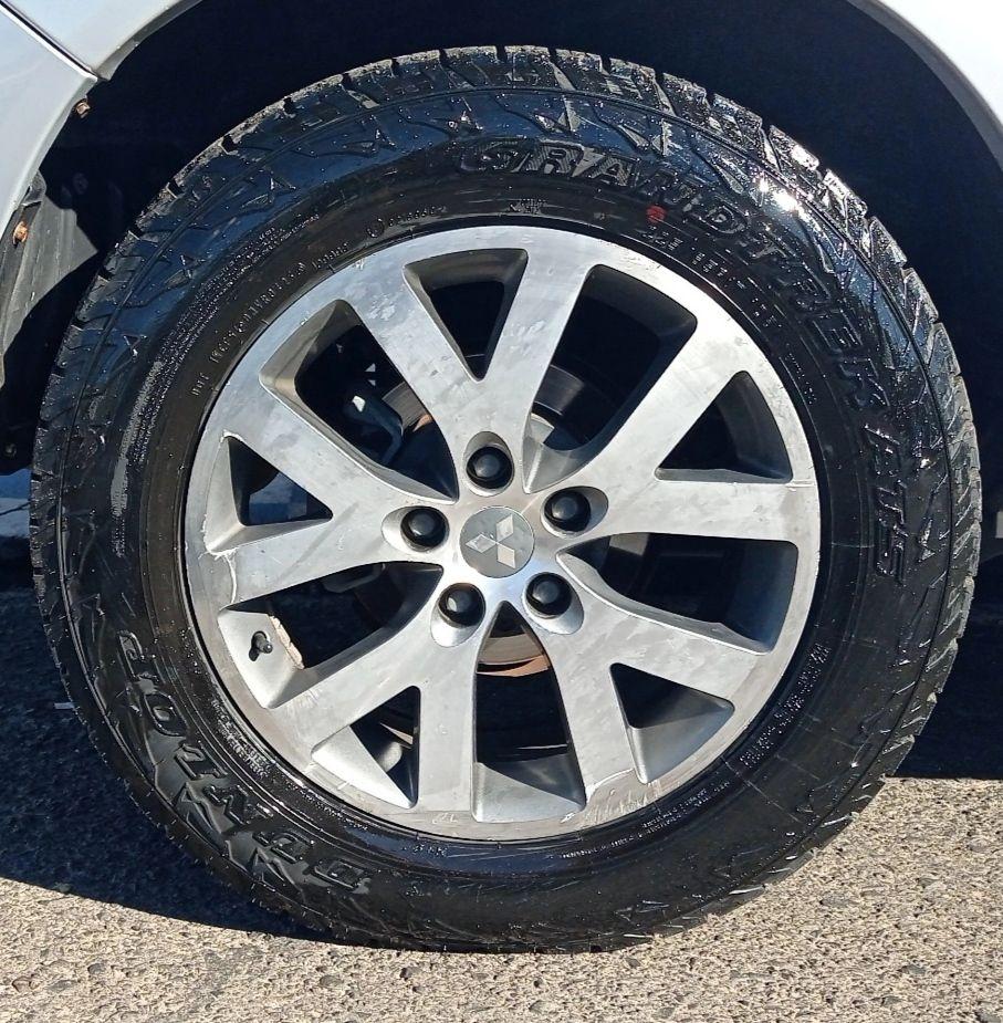 MITSUBISHI Pajero TR4 - Foto