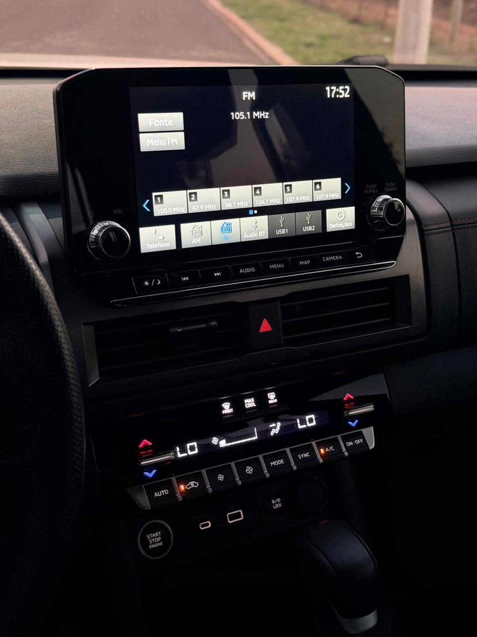 MITSUBISHI Triton - Foto