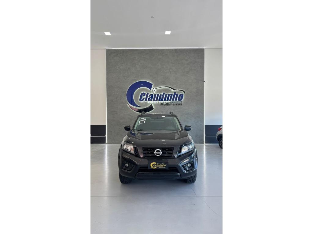 NISSAN Frontier - Foto