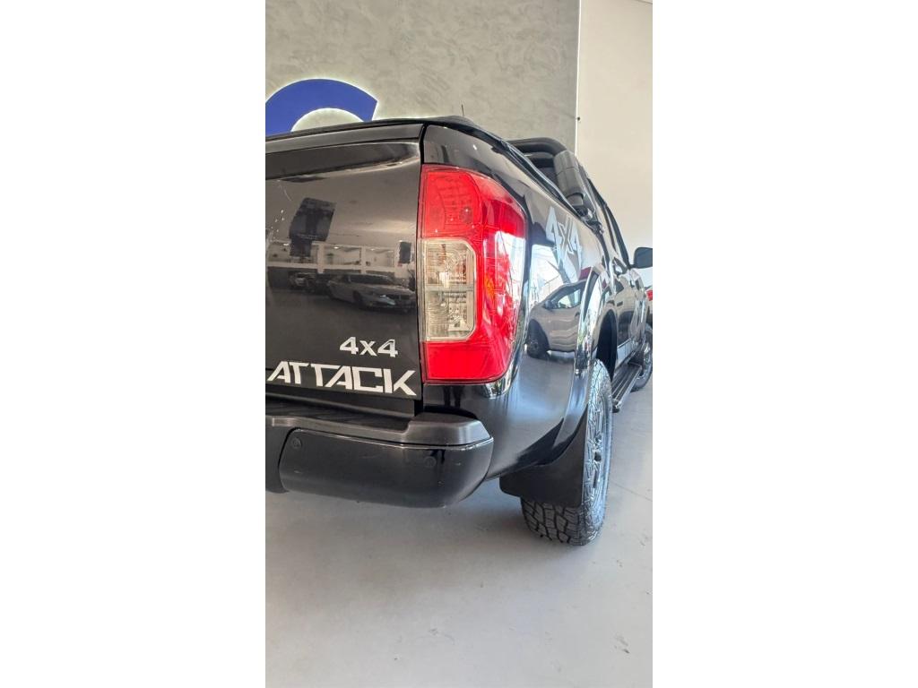 NISSAN Frontier - Foto