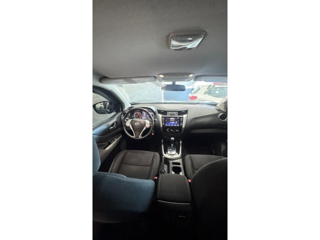 NISSAN Frontier - Foto