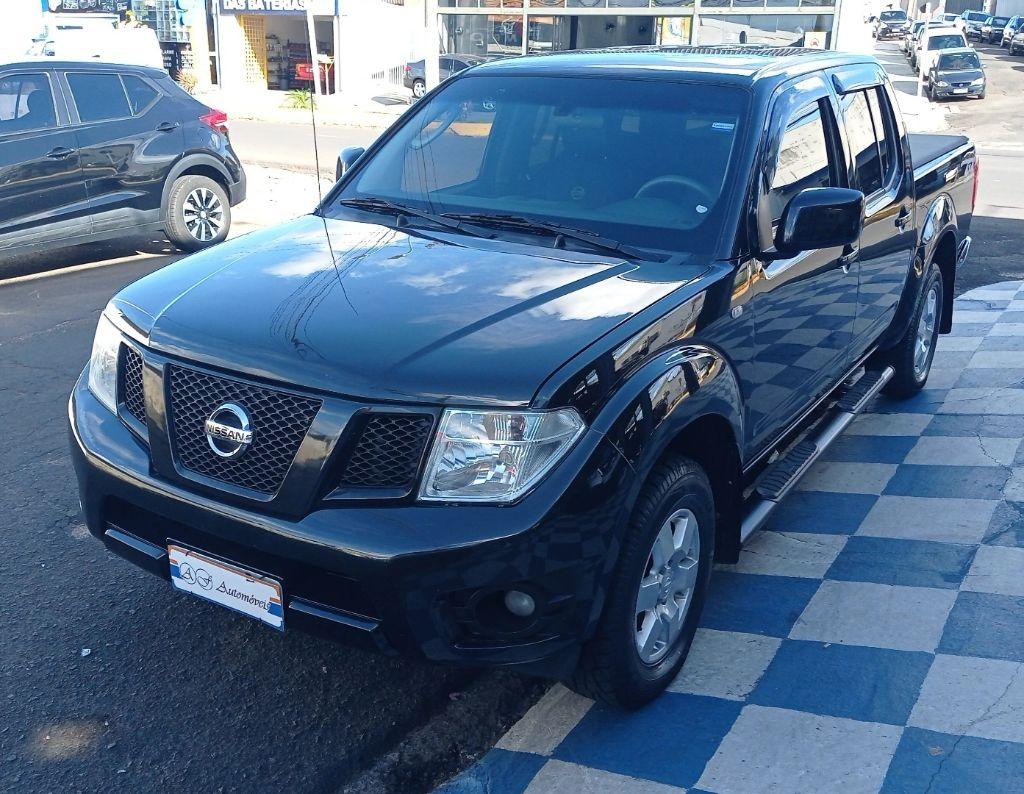 NISSAN Frontier - Foto