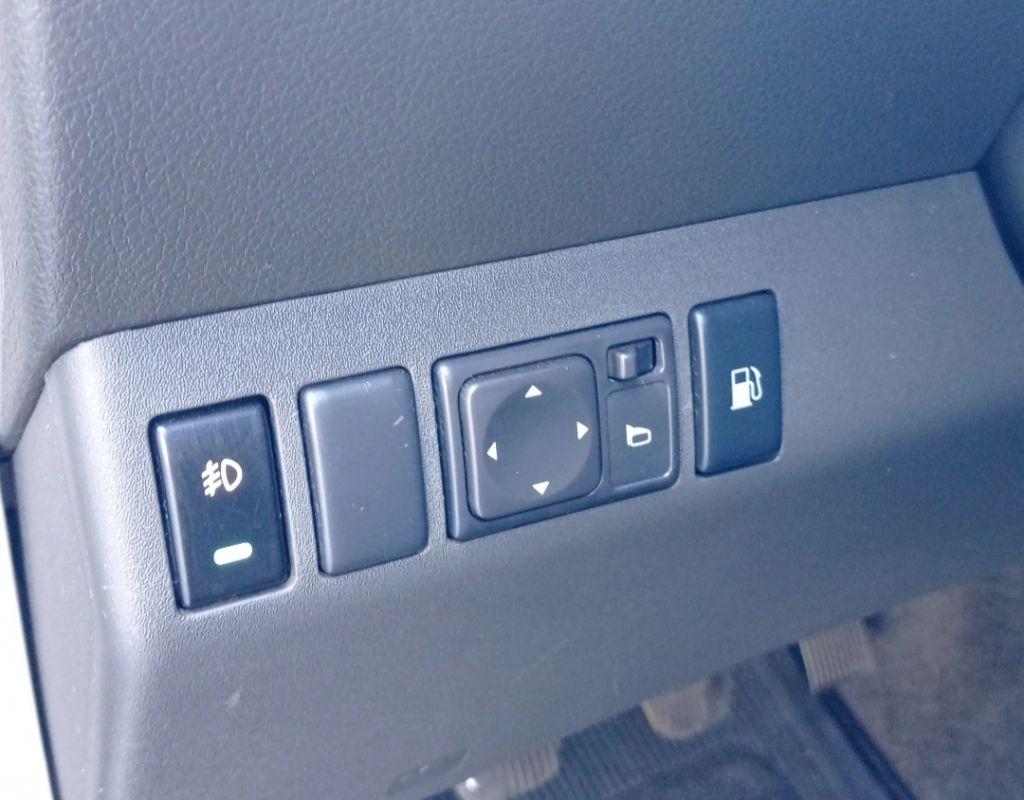 NISSAN Frontier - Foto