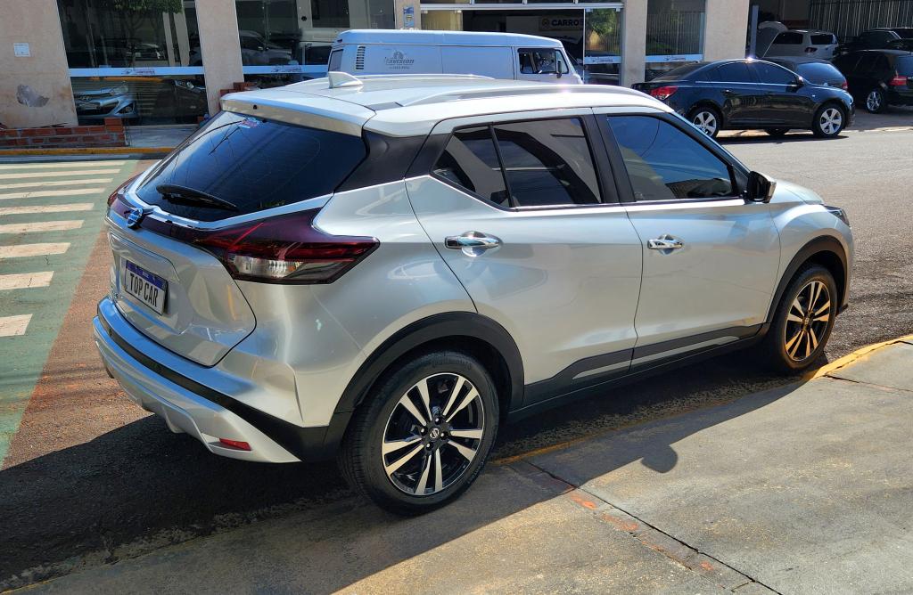 NISSAN Kicks - Foto