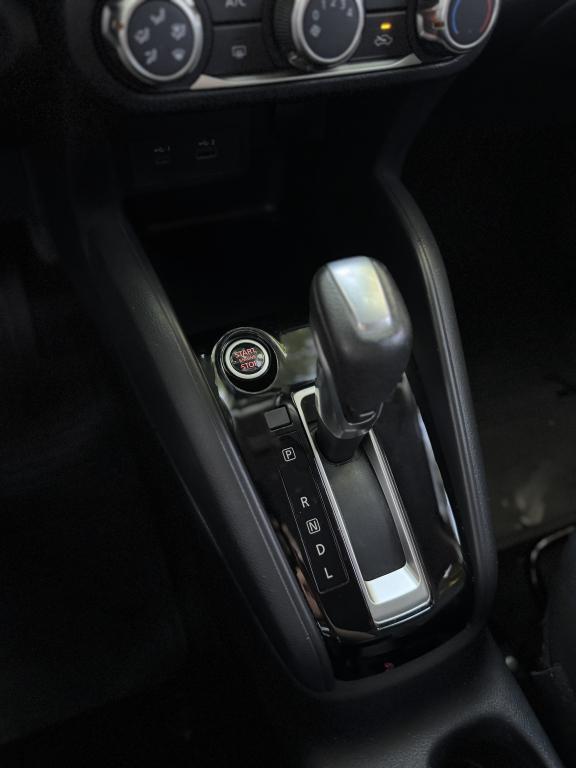 NISSAN Kicks - Foto