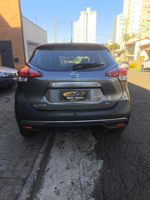 NISSAN Kicks - Foto