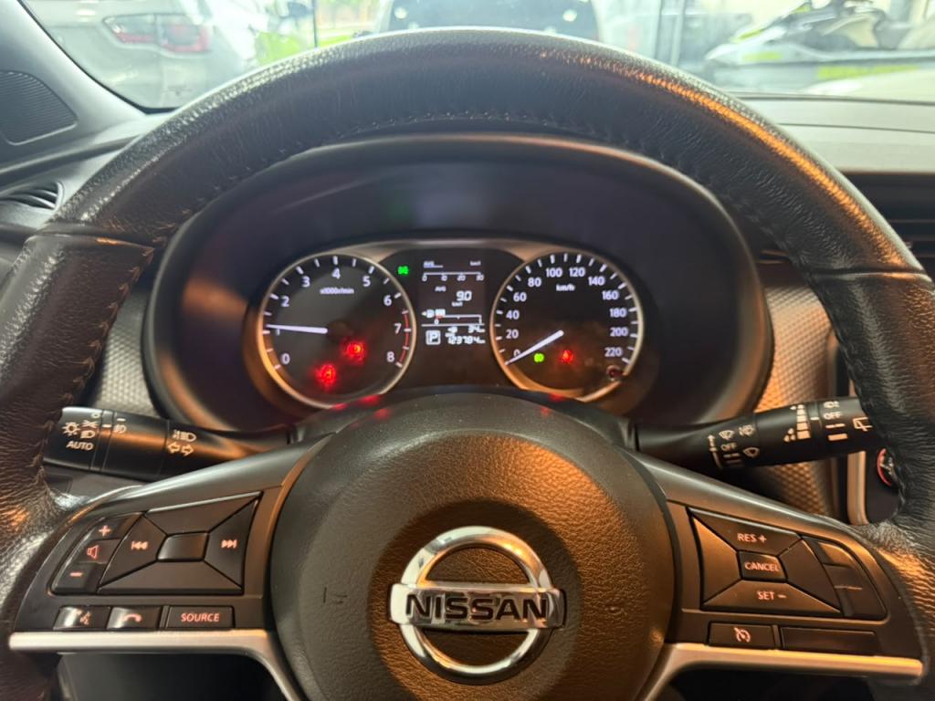 NISSAN Kicks - Foto