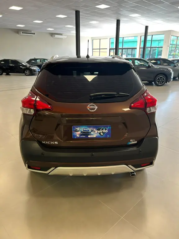 NISSAN Kicks - Foto