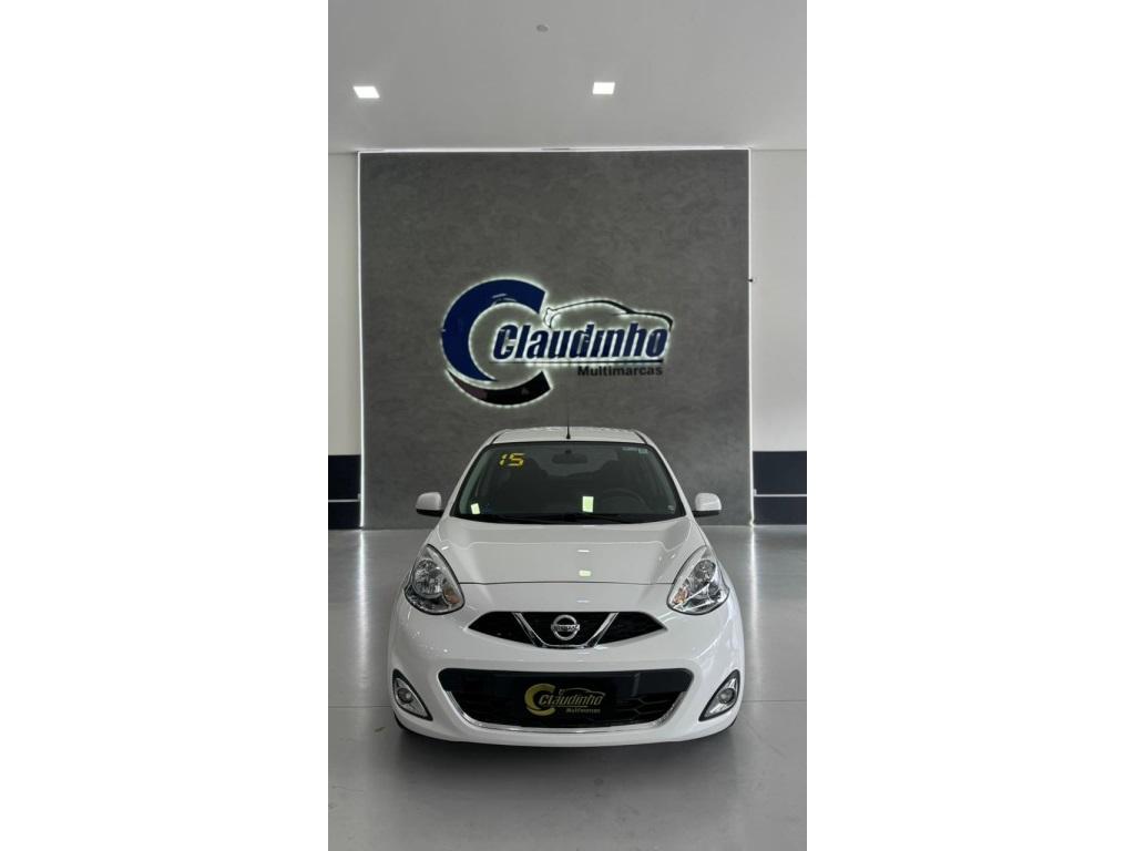 NISSAN March - Foto