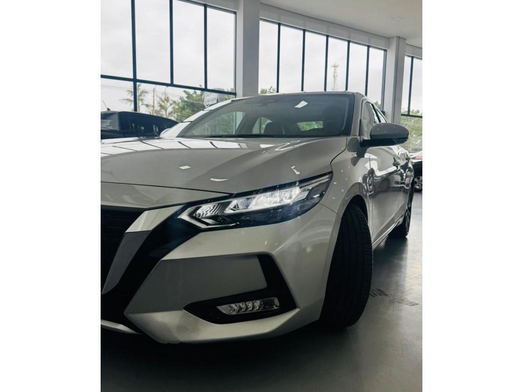 NISSAN Sentra - Foto