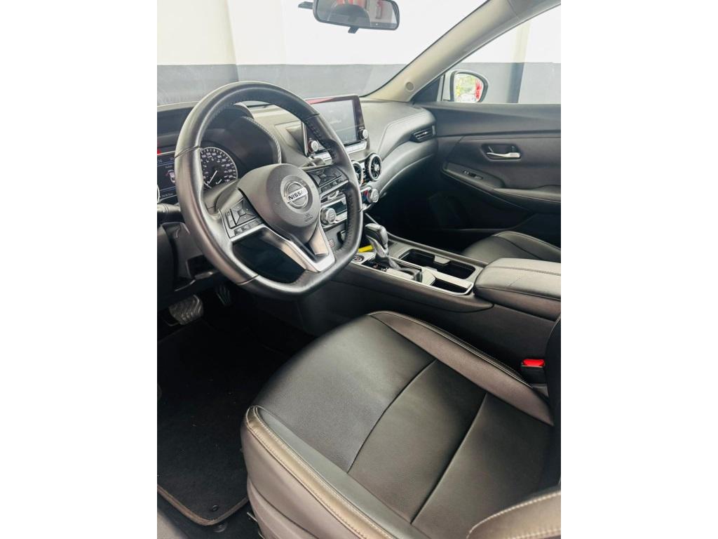 NISSAN Sentra - Foto