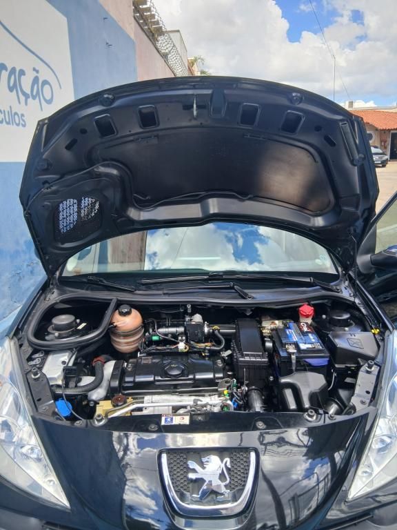 PEUGEOT 207 Hatch - Foto